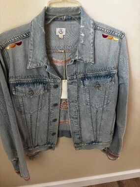Free People‎ Embroidered Denim Jacket large humanity distressed NWT